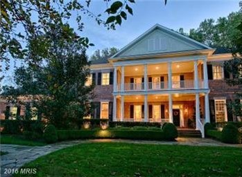 FX9792446 - Exterior (Front)