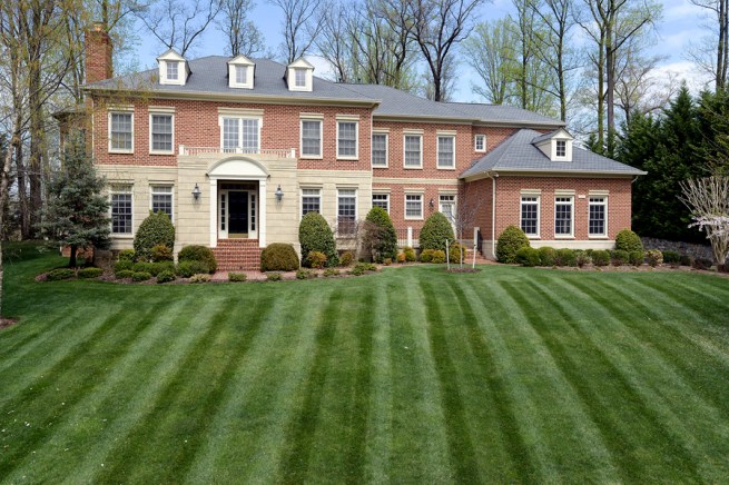 7834_Montvale_Drive_66026_002