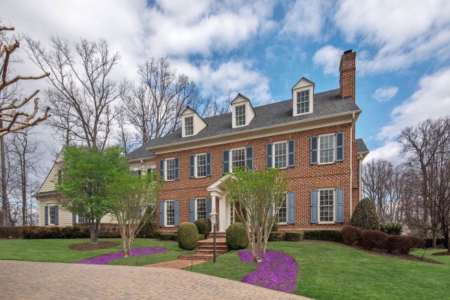 photoshopped front photo -- 7808 Grovemont