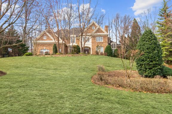 100_952_DOMINION_DRIVE_289187_521822