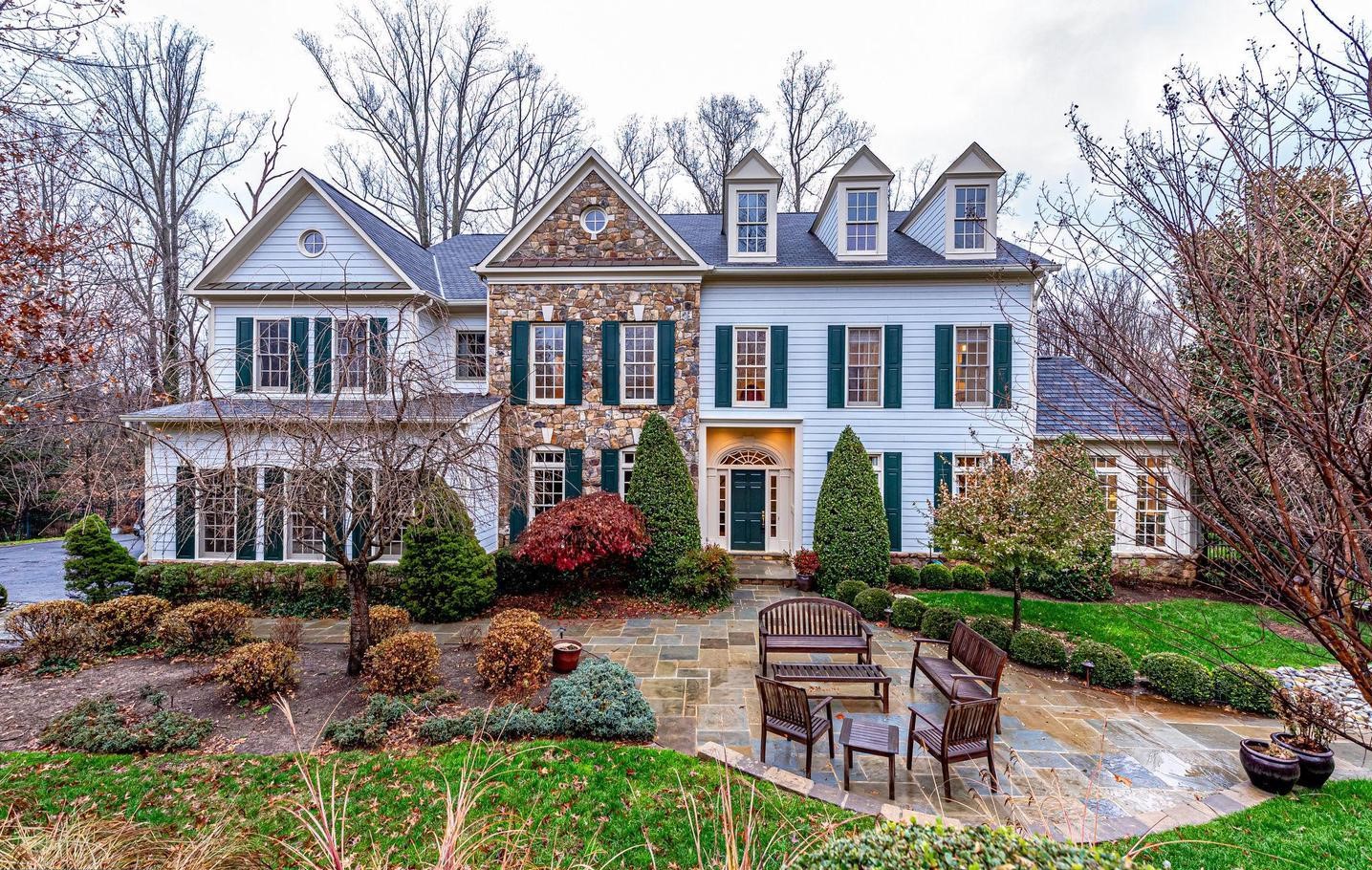 858 Centrillion Drive