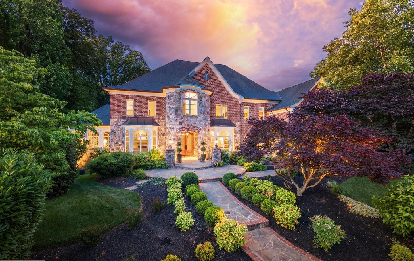 900 Alvermar Ridge New